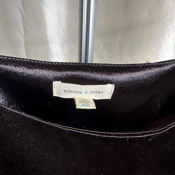 the perfect little black dress. Black from urban outfitters - Picture 7 of 7